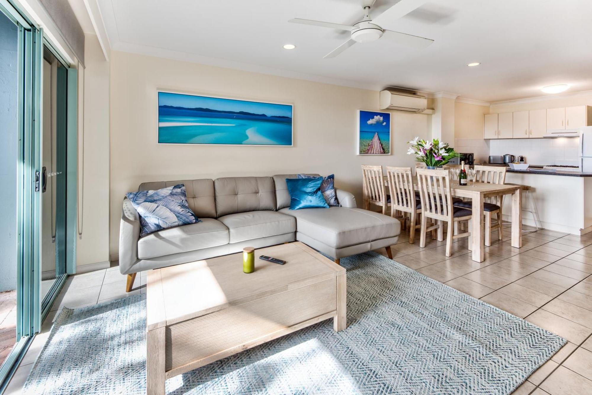 Sunset Waters Apartments Hamilton Island Exterior photo